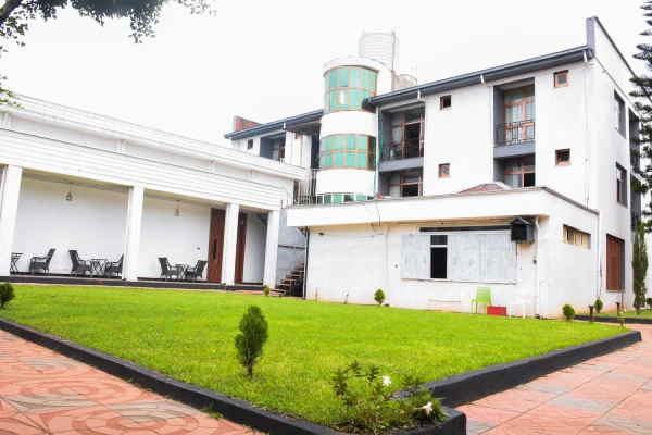 Lina Hotel compound Jimma